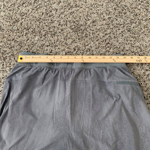 Lululemon Mens Gray Athletic Shorts With Inner Liner Size L - Picture 6 of 8